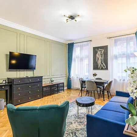 Colins Place *