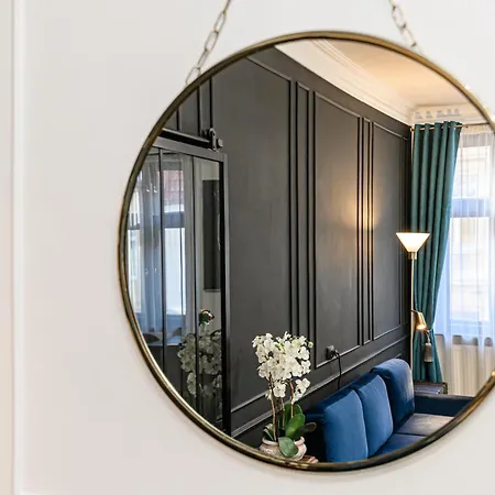 Colins Place * בראשוב