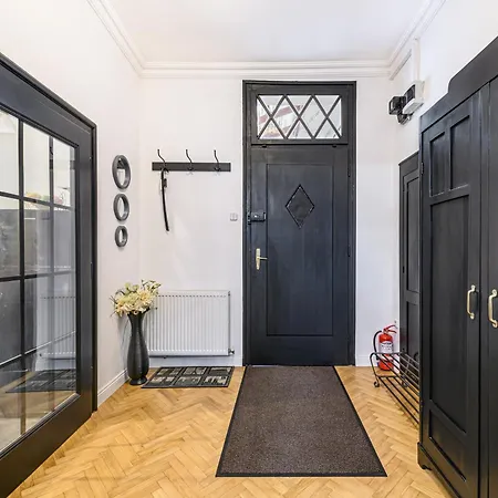 Colins Place Brasov