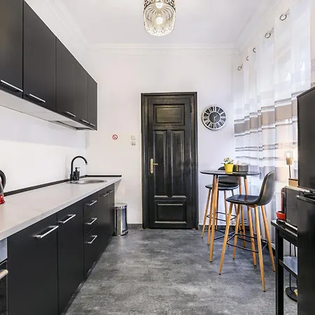 Colins Place
