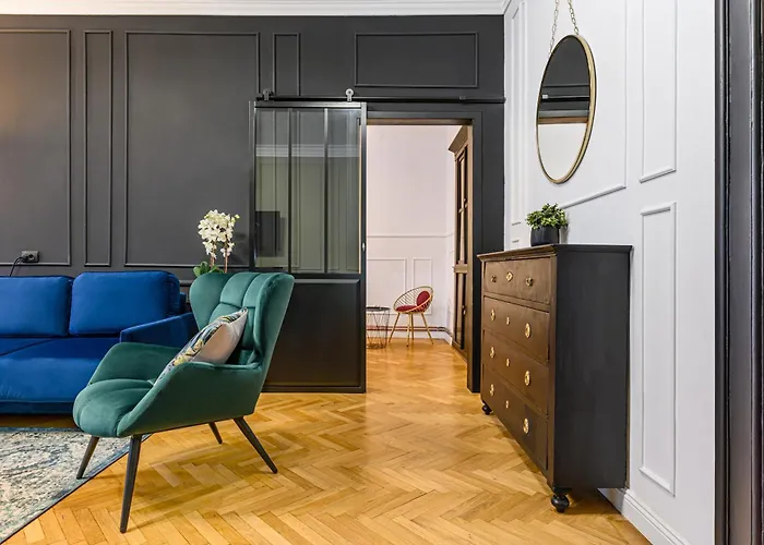 Colins Place Brašov